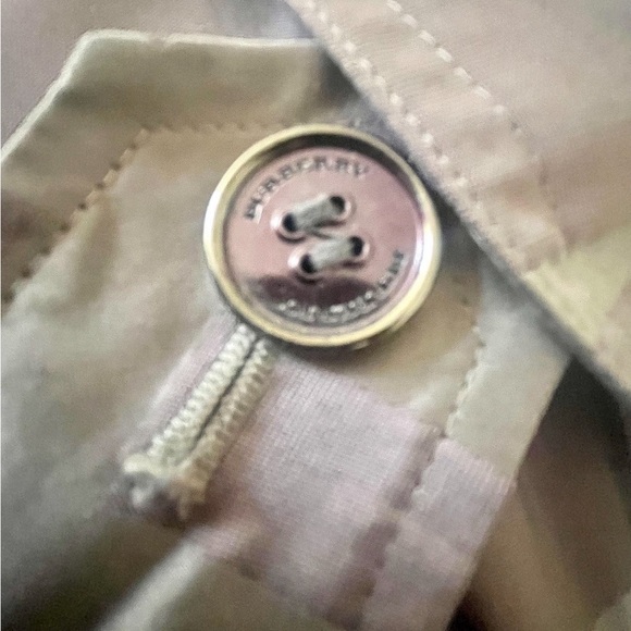 Rare Burberry Mauve extremely small size 2 - Picture 4 of 5